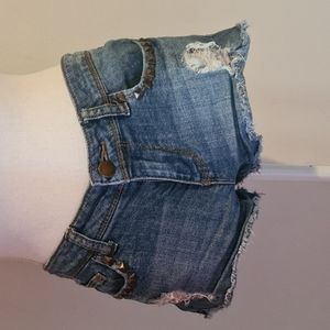 Forever 21 Premium Denim Size 27 Ripped Jean shorts